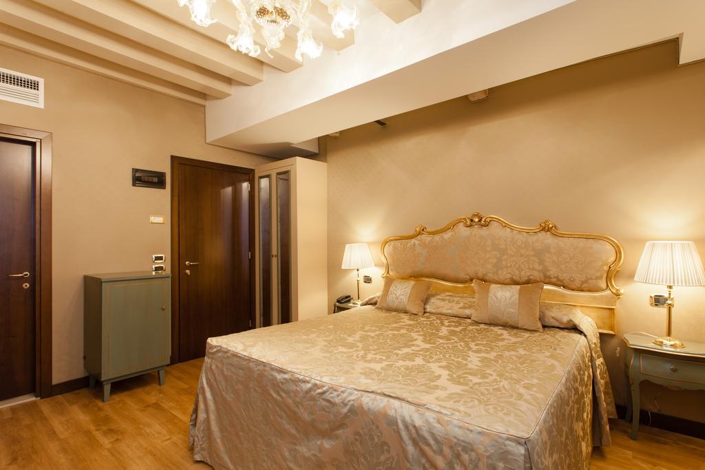 Hotel Al Ponte Mocenigo Венеція Екстер'єр фото